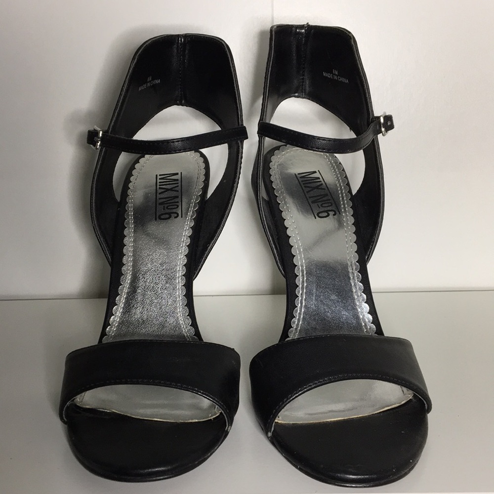 Heels - Picture 2 of 3